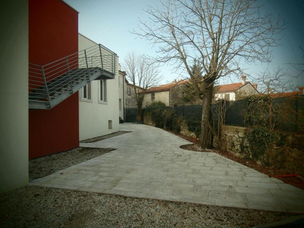 וילה אופיצ'ינה Hotel Valeria מראה חיצוני תמונה